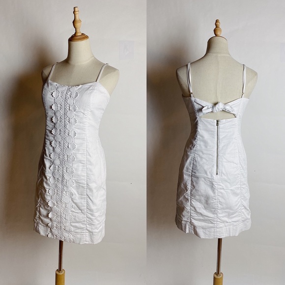 Lilly Pulitzer Dresses & Skirts - LILLY PULITZER Shelli Built-In Bra Tank Dress Wht